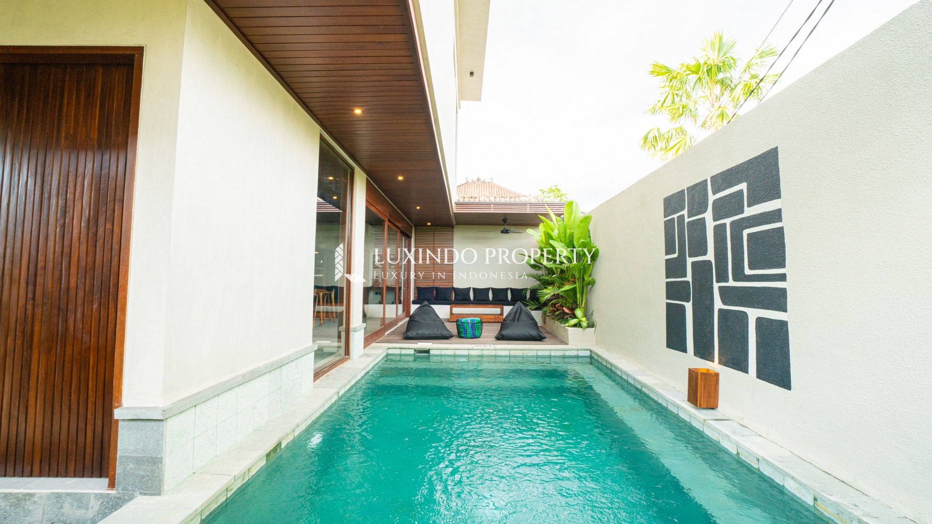 CANGGU – TWO UNITS NEWLY BUILT VILLA IN PERERENAN (LHV640)